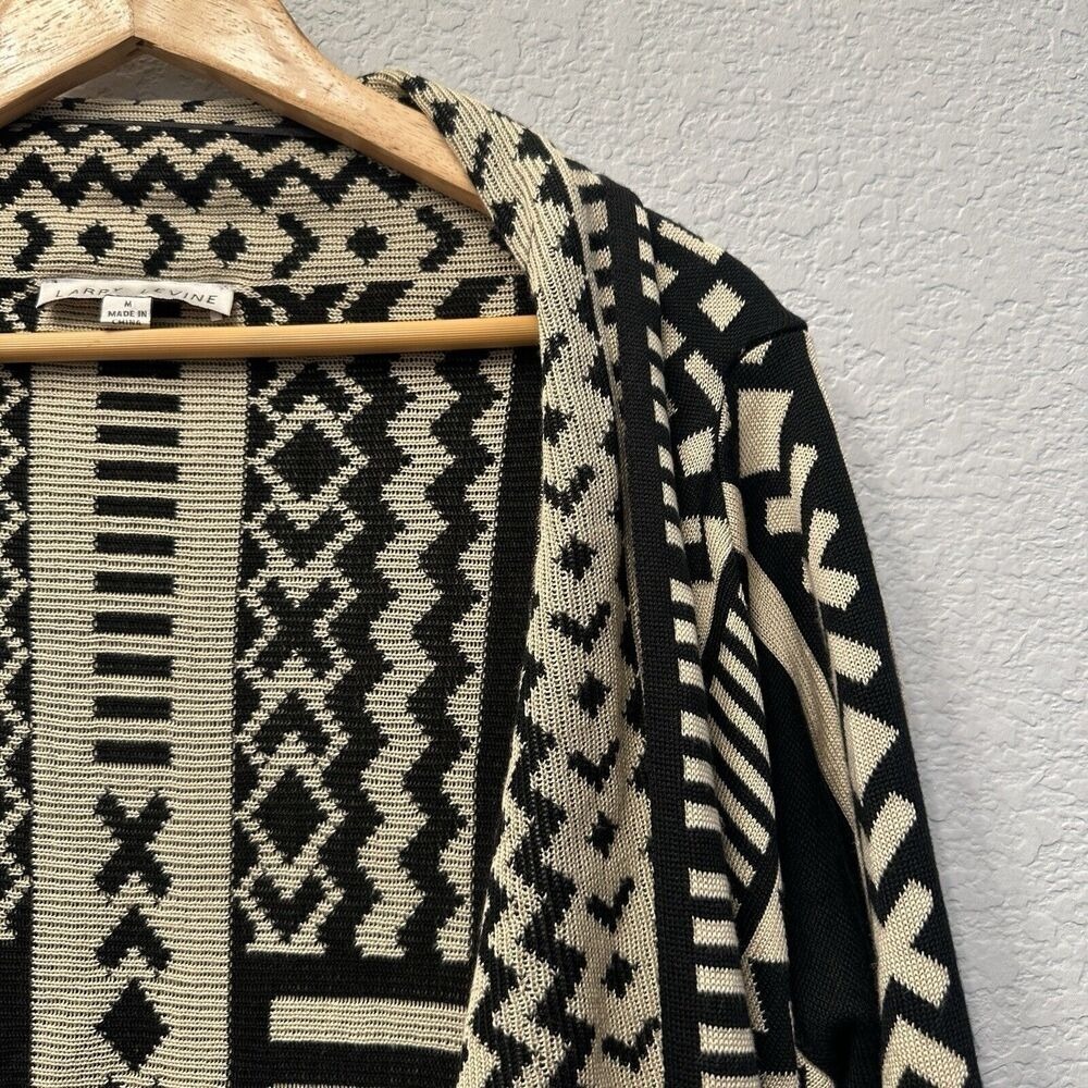 Larry Levine Black‎ Cream Geometric Tribal Open Front Waterfall Cardigan Medium - Picture 11 of 15